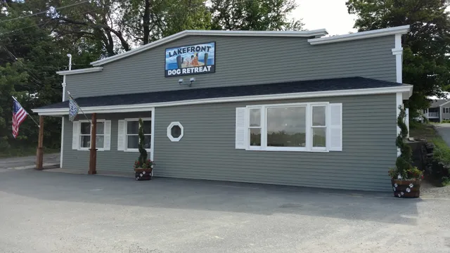 Lakefront Dog Retreat, LLC