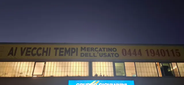 mercatino AI VECCHI TEMPI