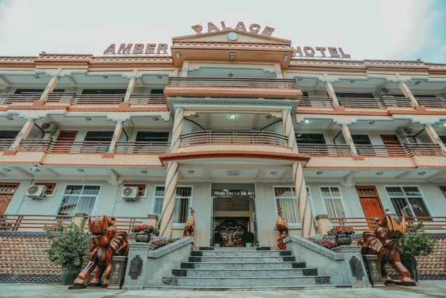 AMBER PALACE HOTEL