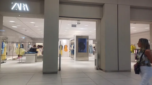 ZARA MAXIMALL POMPEII