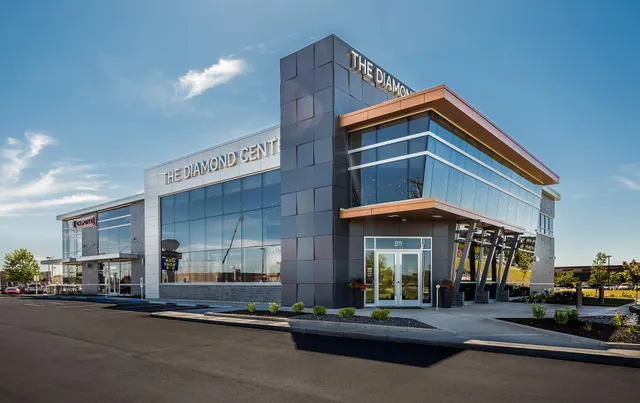 The Diamond Center - Janesville