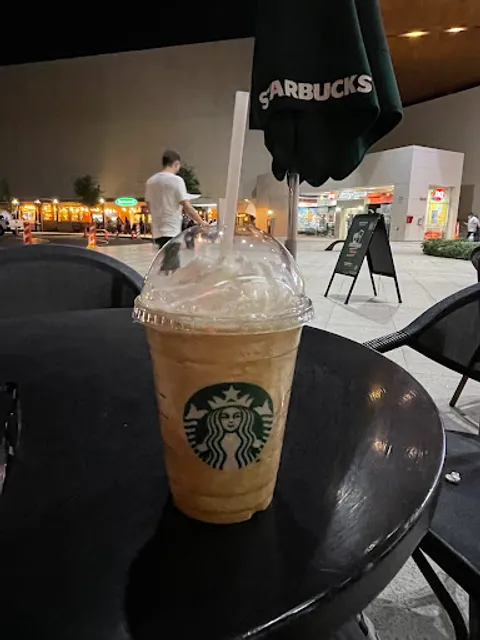 Starbucks Plaza Mayor León