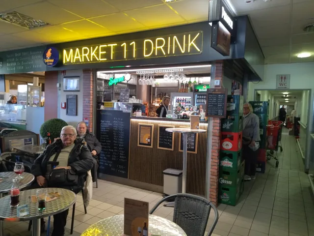 Fehérvári Road Market