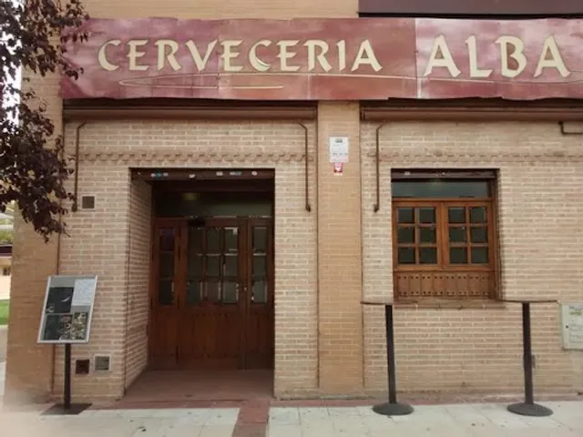 Cervecería Alba Torreznos Comuniones y Bautizos