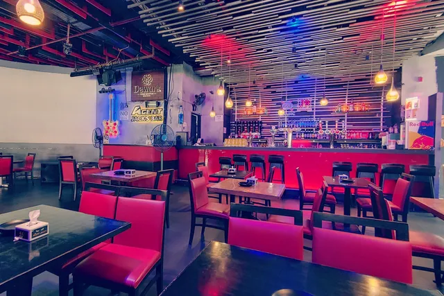 Agent Jack's (Amanora)