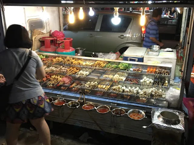 Night Market on Friday (Pasar Malam Van Praagh)