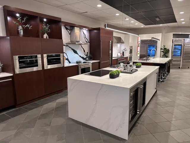 State Street Discount - Appliances, Home Audio & Video