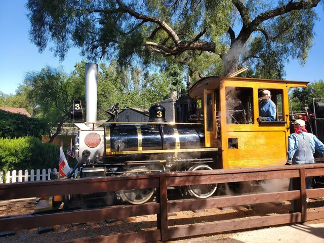 Poway-Midland Railroad