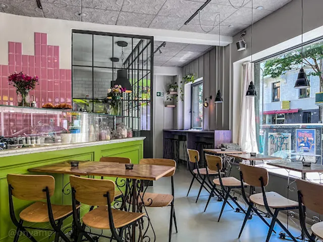 Süd & Salzig Allday Brunch Café