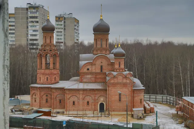 Khram Velikomuchenitsy Anastasii Uzoreshitel'nitsy V Teplom Stane