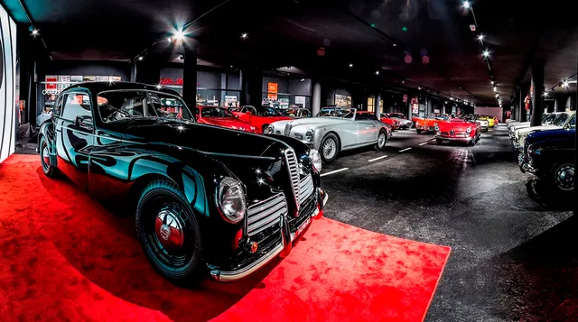 Museo Fratelli Cozzi - Legnano - Oltre 60 auto d'epoca in una location emozionante