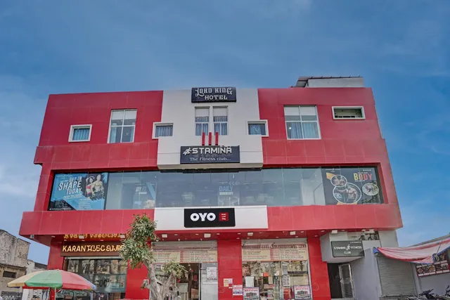 OYO Lord King Hotel