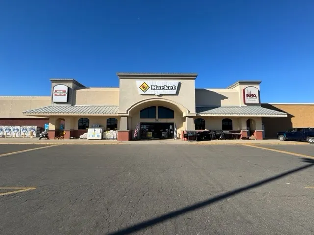 Lowe's Market