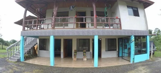 Cabinas Cascada Río Celeste