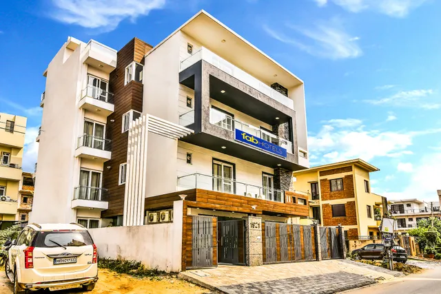 FabHotel Comfort Dome