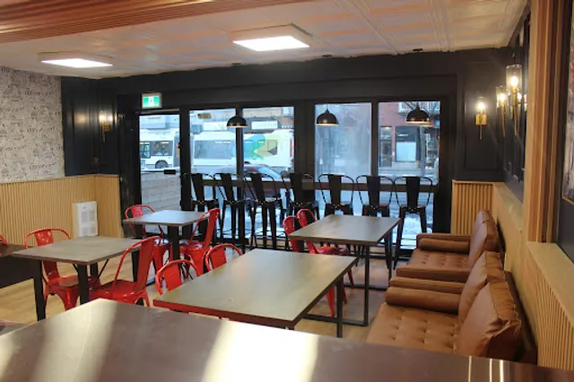 La Baguette Parisienne