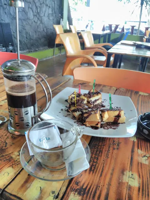 Paris Van Java Cafe & Resto Specialty Coffee