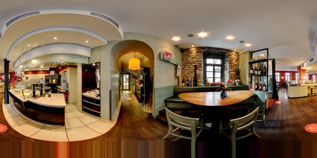 Ristorante alCortile Holzofenpizzeria con Cucina ''1. Mainzer Holzofenpizzeria"