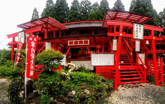 Hogihogi Shrine