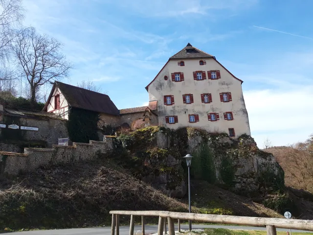 Burg, Grundmauern der Anlage in Hartenstein
