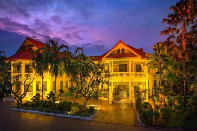 Sai Suddha Nobhadol Building