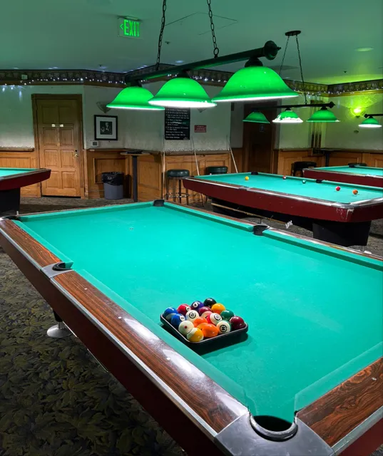 Crown Billiards