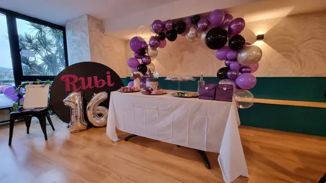 El Bunker-Tortillas y Hamburguesas