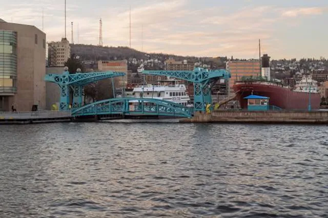 Minnesota Slip Bridge