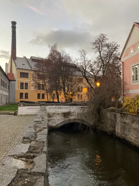 House tapestries, cultural traditions and crafts