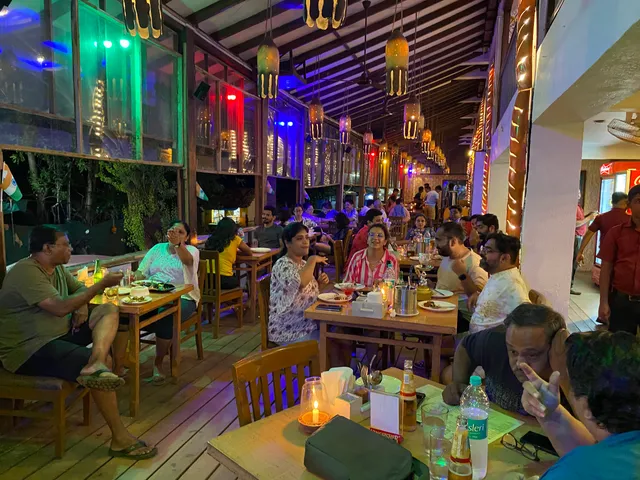 De Baga Deck Restaurant & Bar