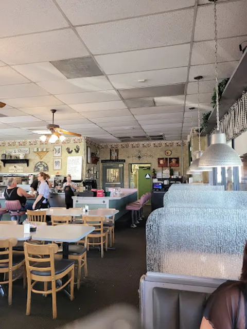 Molly Brown's Country Cafe