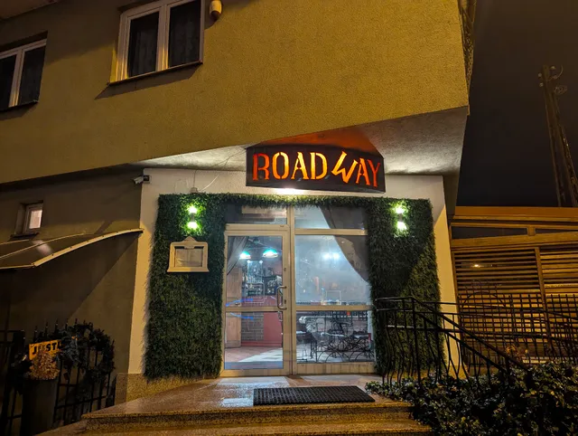Roadway Pizzeria