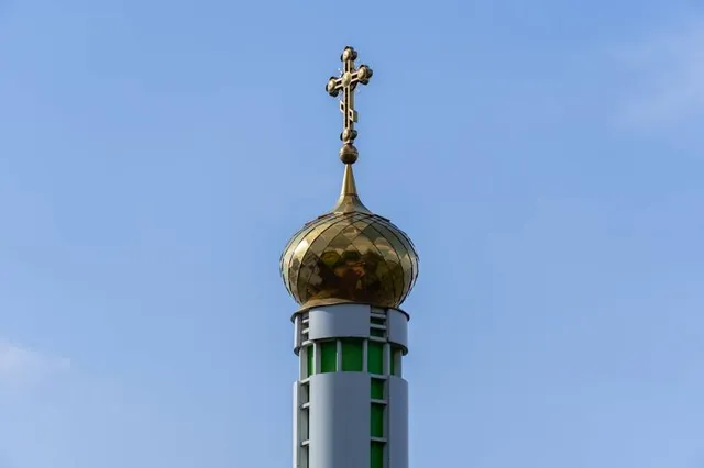 Monastyrsʹkyy Ostriv