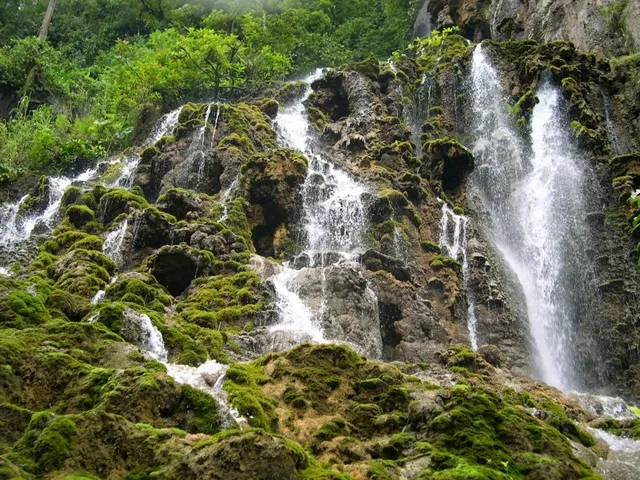 Tetes Cave and Waterfall