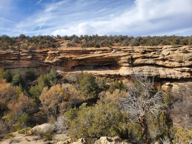 Five Kiva Pueblo Trail Head