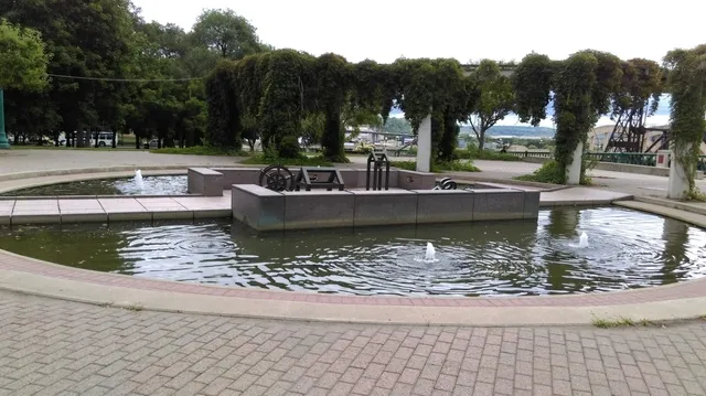 Kellogg Mall Park