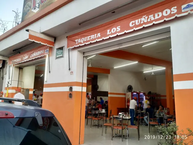 Taquería Los Cuñados
