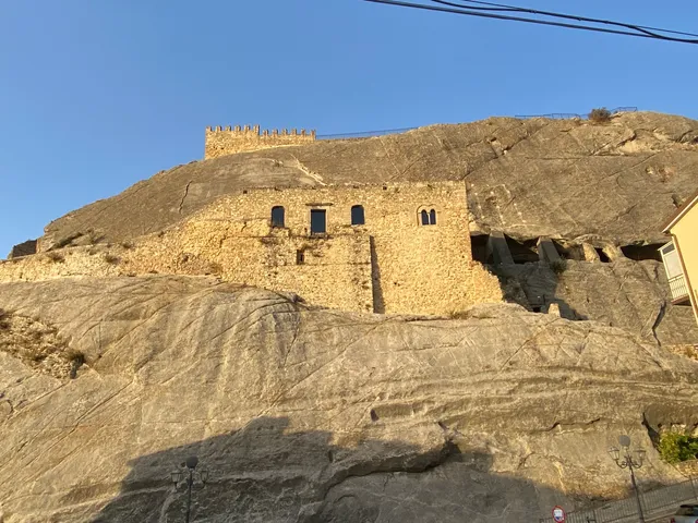 Castello di Sperlinga Tour point