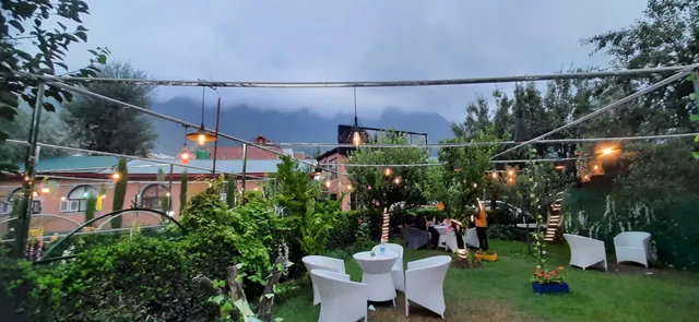 Buraq Restaurant And Cafe