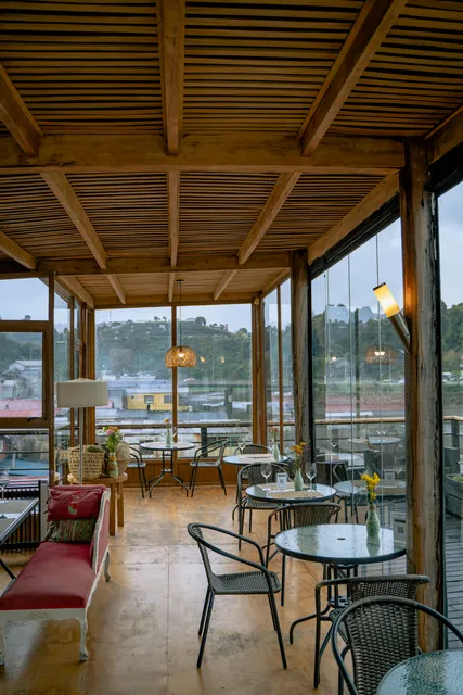 La Terraza 1326 Restaurante Bistro