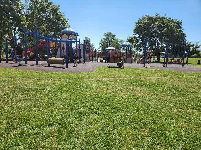 Lester B. Pearson Park