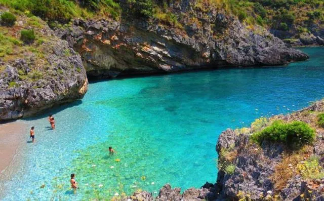 Cala Bianca Spiaggia