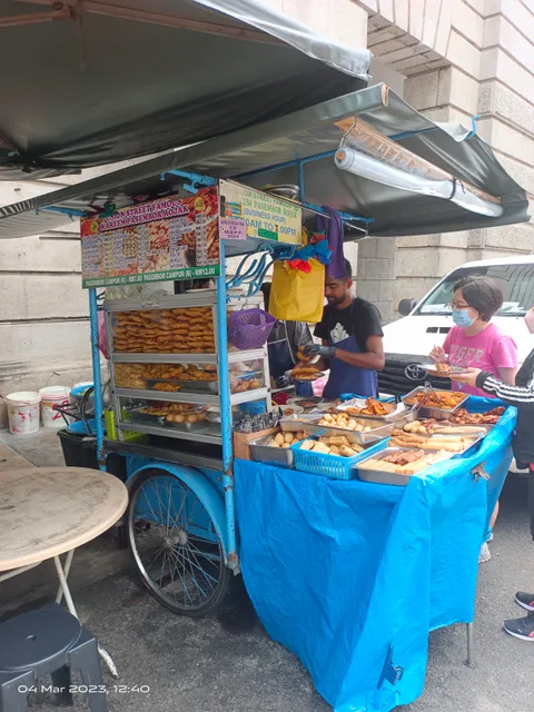 Kareem Pasembur Rojak