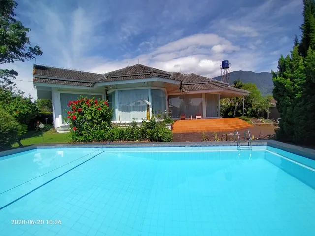 Sewa villa puncak ciloto