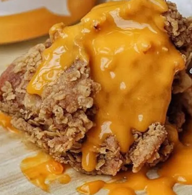 Ayam Crispy Saus Keju Pedas , Dapur Mom'Met Bekasi