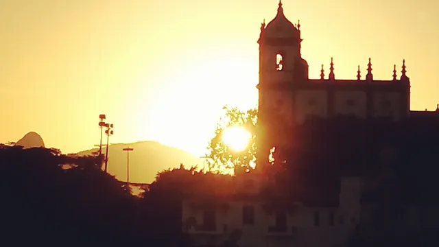 Iglesia de Nuestra Señora de la Gloria de Outeiro