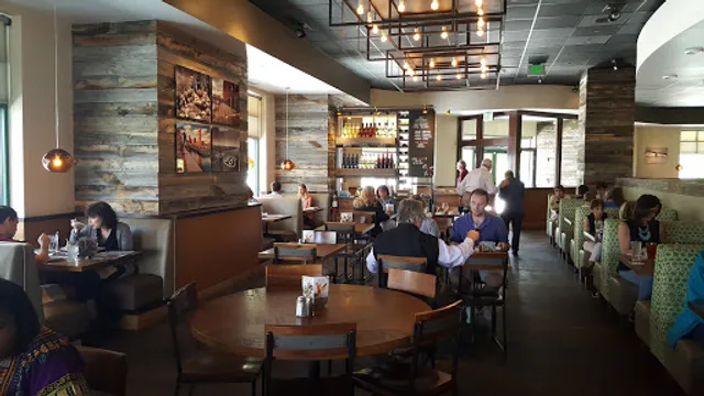 California Pizza Kitchen at Hunt Valley Town Center