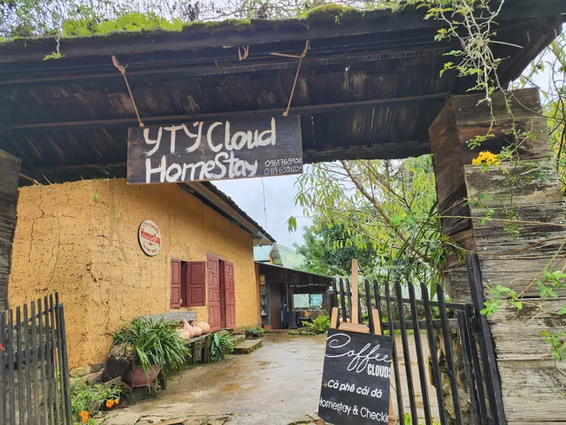 Cloud Homestay