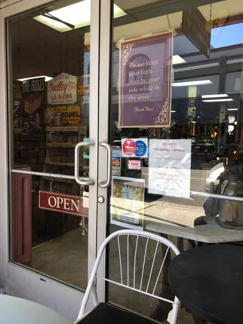 Grass Valley Antique Emporium