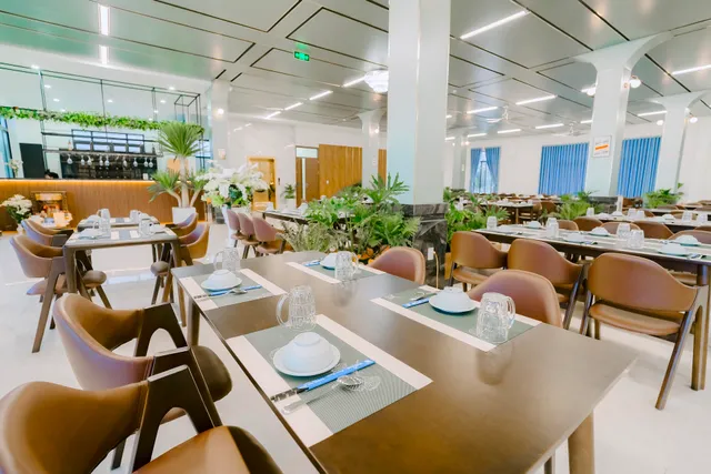 Nhà Hàng Cơm Niêu Vịnh Xanh Cam Ranh